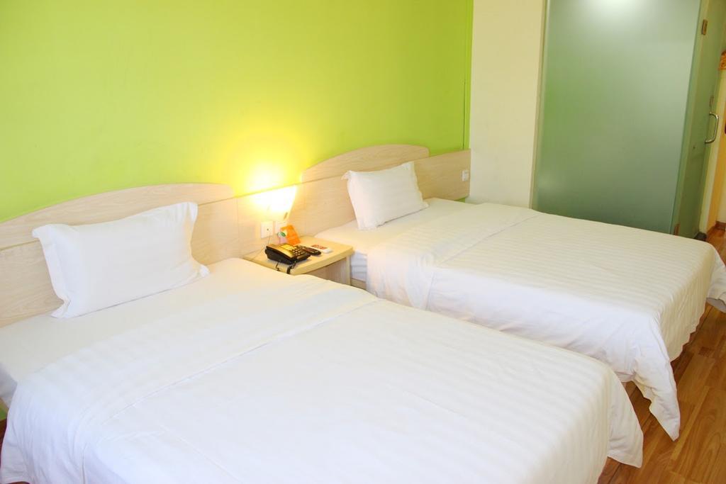 7Days Inn Heyuan Cultrual Palace Renren Le Exterior photo